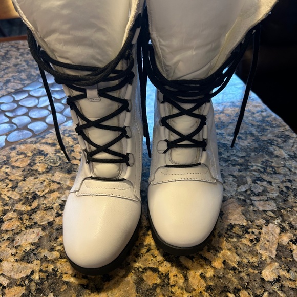 Sorel Joan Uptown mid lace wedge boot - Picture 13 of 16